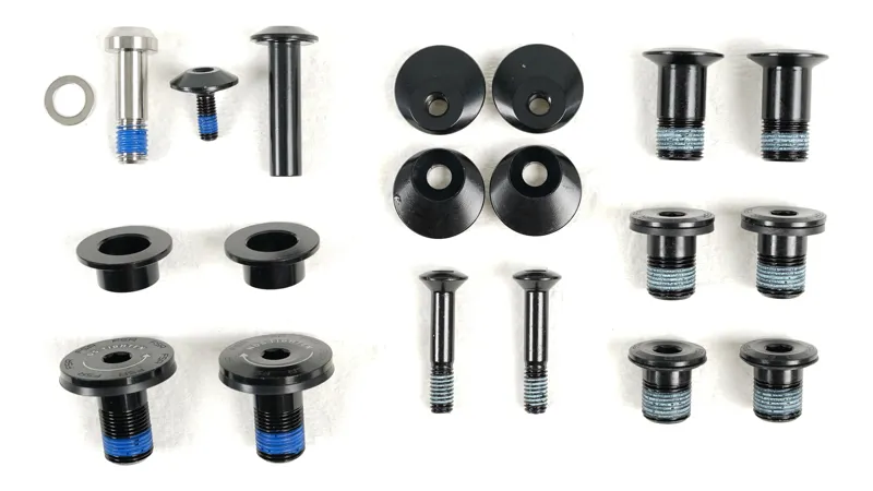 Specialized BLT KIT MY25 LEVO 4 SUSPENSION PIVOT BOLT KIT W/ PIVOT SPACERS