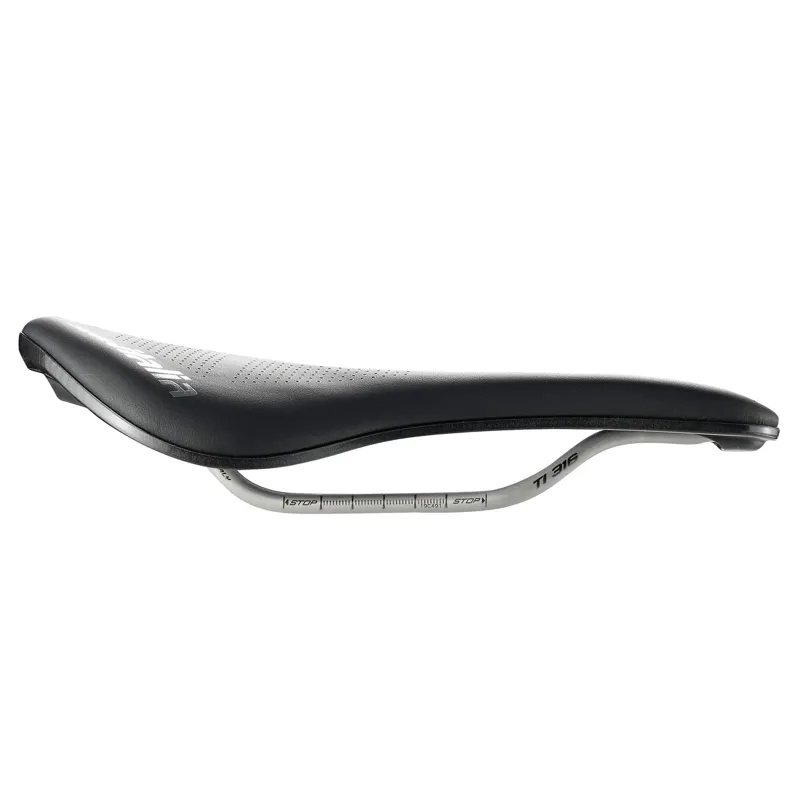 Selle Italia Max Novus Evo Boost TI316 Superflow Saddle in Black-1