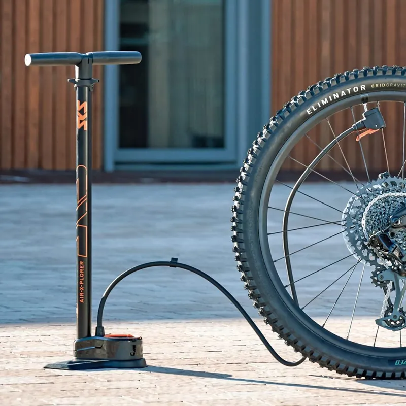 SKS Air-X-Plorer 10.0 Floor Pump in Black/Orange-2