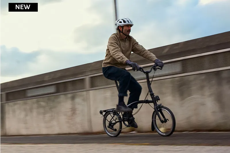 Brompton P Line V2 with SuperRoll+ 12-Speed Folding Bike 2026 in Matt Black-4