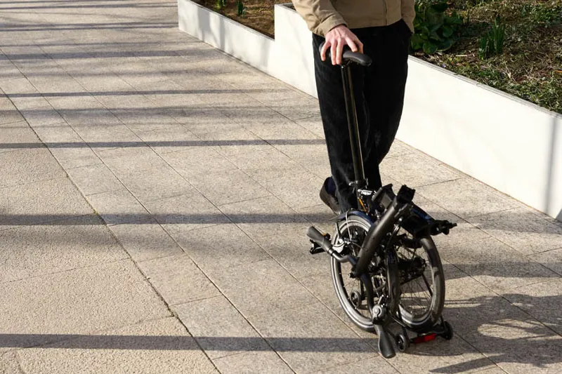 Brompton P Line V2 with SuperRoll+ 12-Speed Folding Bike 2026 in Matt Black-5