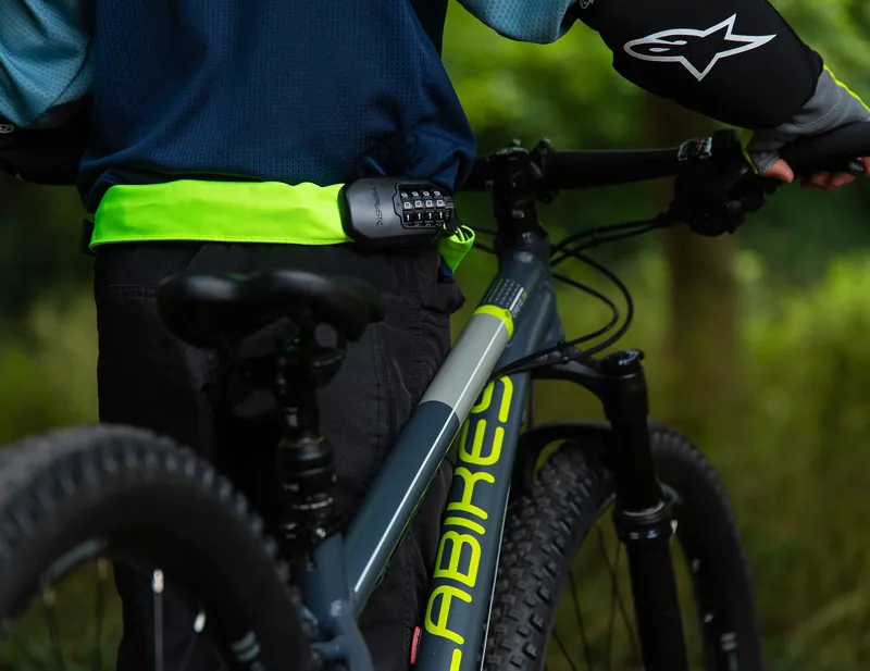 Hiplok Spin Wearable 6mm Chain lock in Neon Yellow-6