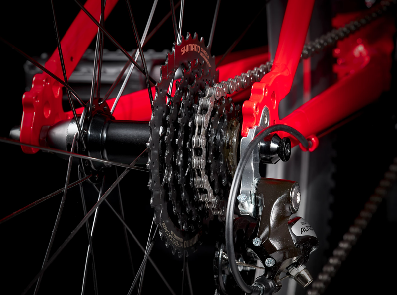 Trek Wahoo 26 inch Wheel Kids Bike 2023 in Viper Red-6