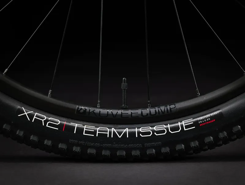 Trek Procaliber 9.6 Hardtail Mountain Bike 2022 in Yellow-8