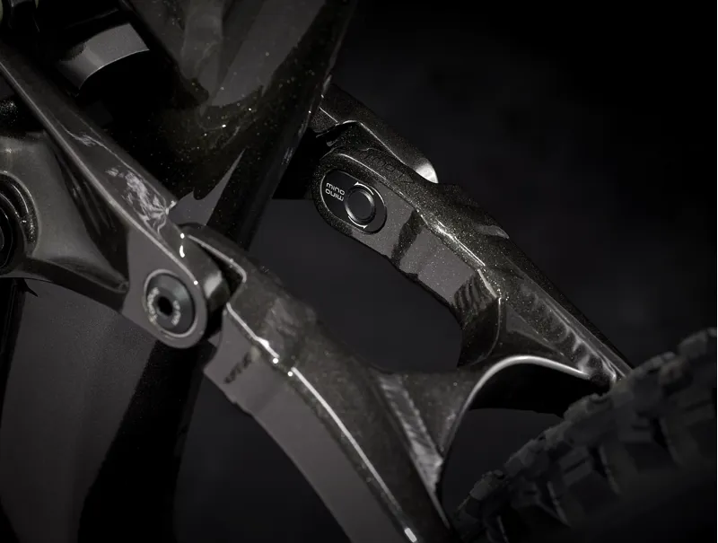 Trek Fuel EX 8 XT Gen 5 29 Full Suspension Mountain Bike 2022 in Red XLarge-8