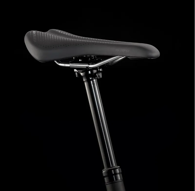 Trek Remedy 8 27.5 XT Full Suspension Mountain Bike 2022 in Prismatic Black-5