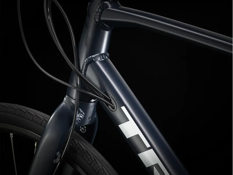 Trek FX 2 Disc Hybrid Bike 2025 in Nautical Navy-3