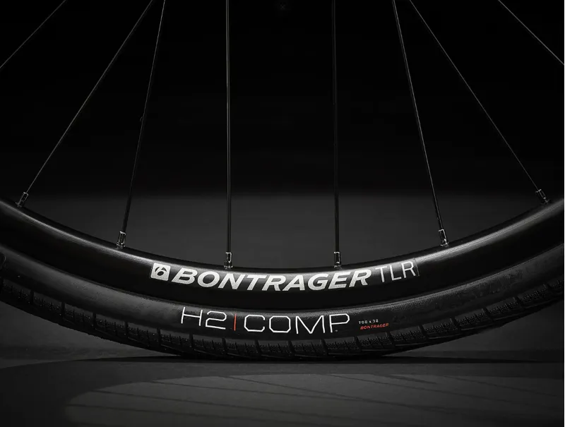 Trek FX 3 Disc Hybrid Bike 2025 in Black-5