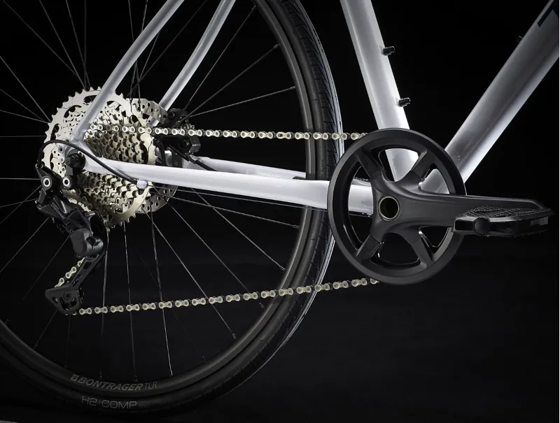 Trek FX 3 Disc  Hybrid Bike 2025 in White-3