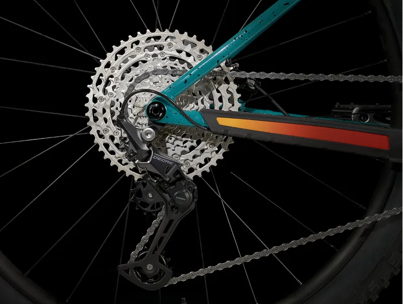 Trek Roscoe 7 Hardtail Mountain Bike 2025 in Teal-2