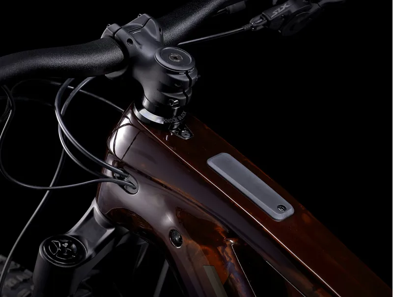 Trek Rail 9.7 SLX/XT Gen 4 Full Suspension Electric Mountain Bike 2023 in Carbon Red Smoke-8