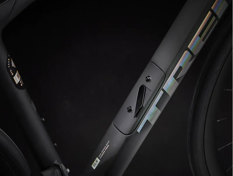 Trek Domane SLR 6 105 Di2 Gen 4 Carbon Road Bike 2024 in Deep Smoke-9