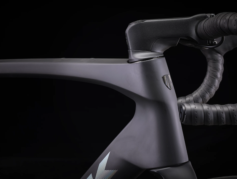 Trek Domane SLR 6 eTap Gen 4 Carbon Road Bike 2024 in Smoke-4