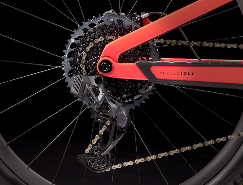 Trek Slash 9.8 GX AXS Full Suspension Mountain Bike 2023 in Yellow-2