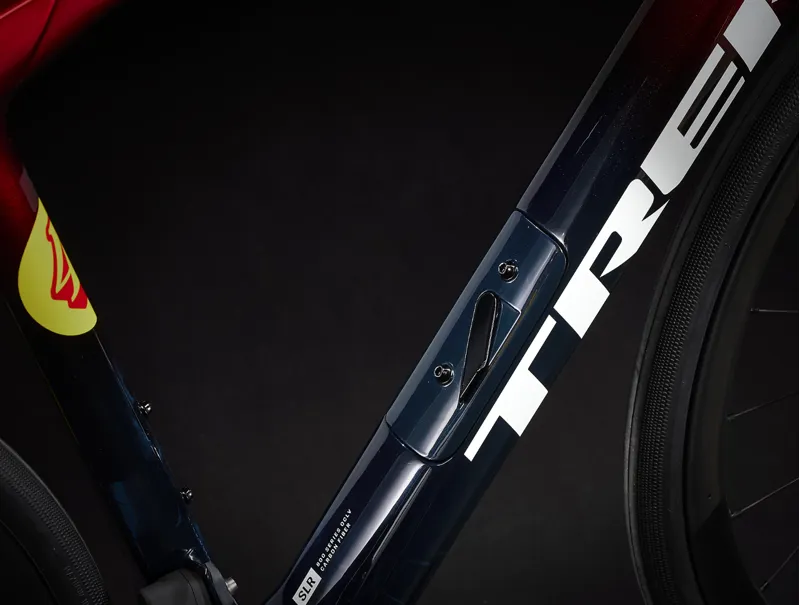 Trek Domane SLR 9 Gen 4 Carbon Road Bike 2024 in Metallic Red Smoke To Blue Smoke Fade-2