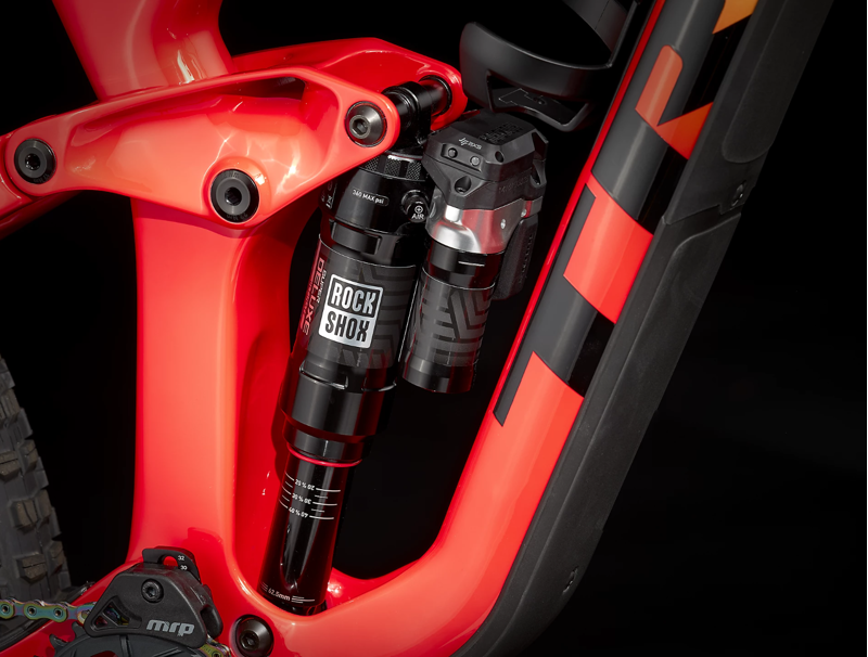 Trek Slash 9.9 XX1 Flight Attendant Mountain Bike 2022 in Radioactive Coral-4