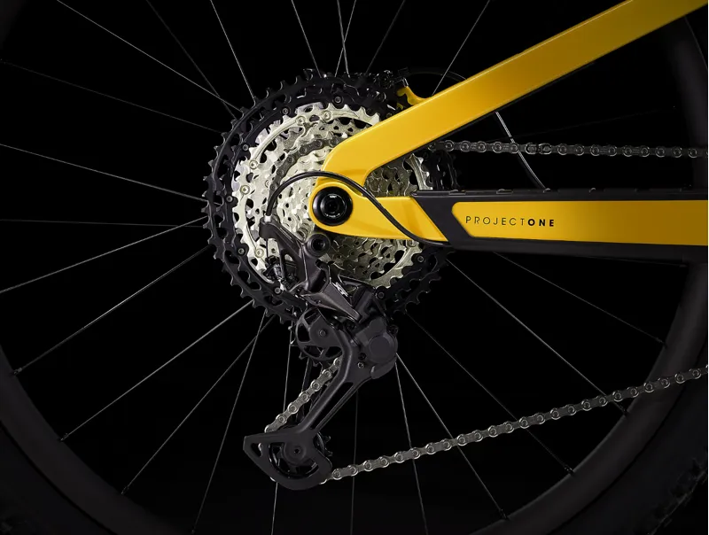 Trek Slash 9.8 XT Enduro Full Suspension Mountain Bike 2023 in Satin Baja Yellow-2