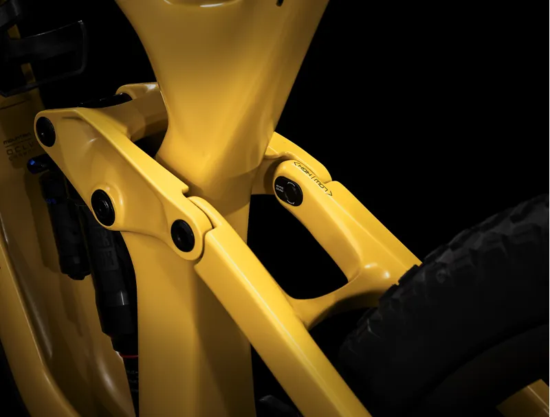 Trek Slash 9.8 XT Enduro Full Suspension Mountain Bike 2023 in Satin Baja Yellow-6