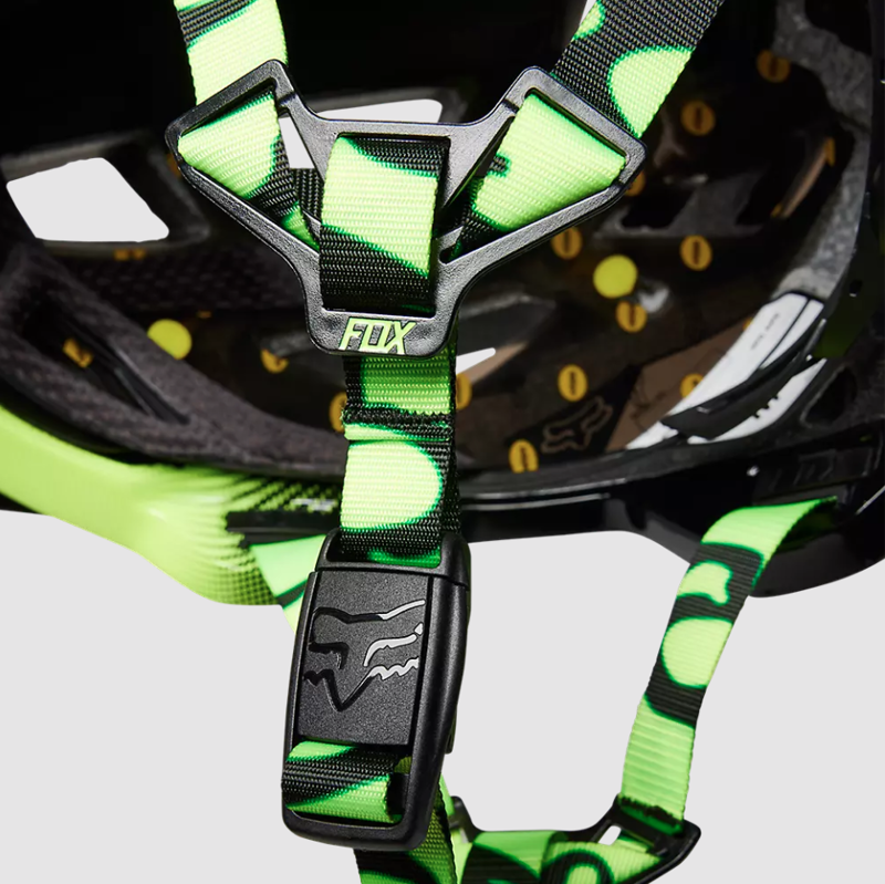 Fox Racing Speedframe Pro Lunar Helmet in Black-6