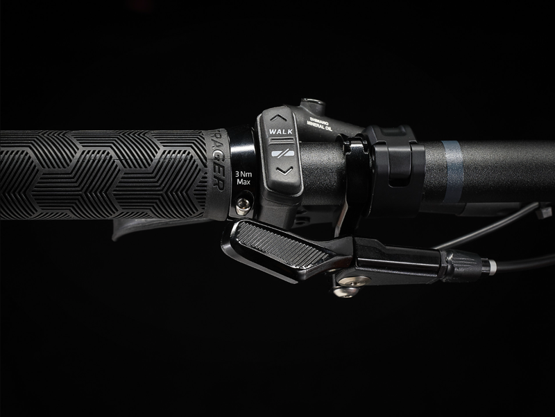 Trek Fuel EXE 9.7 SLX/XT Full Suspension Electric Mountain Bike 2023 in Matte Pennyflake-8