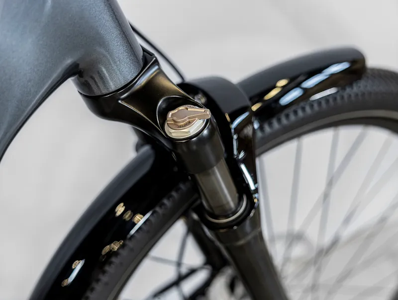 Trek Allant+ 6 725 Wh Stagger Electric Hybrid Bike 2025 in Galactic Grey-2