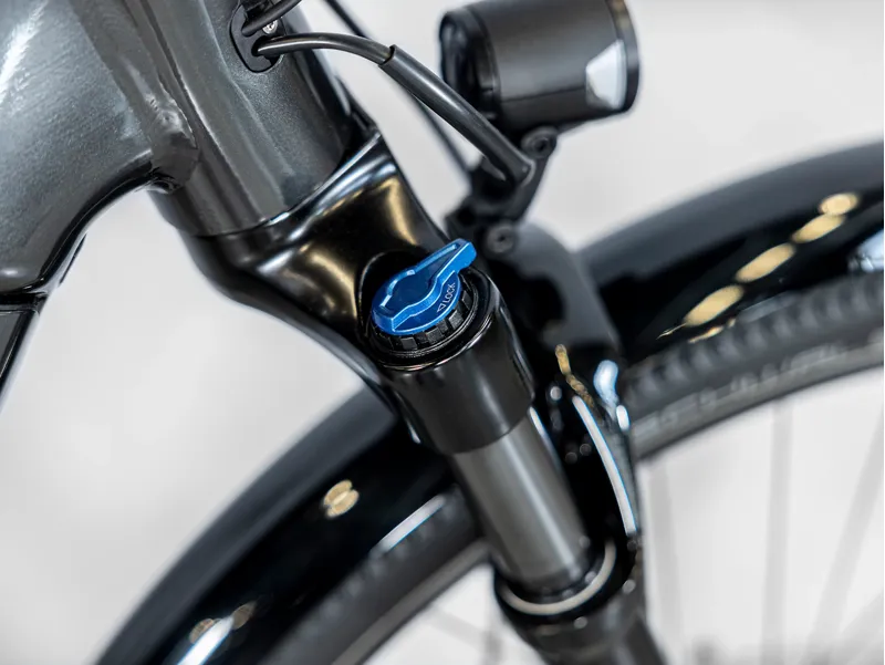 Trek Allant+ 7 Stagger 625wh Electric Hybrid Bike 2023 in Lithium Grey-5