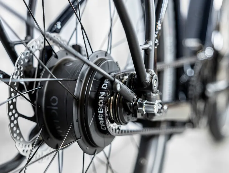 Trek Allant+ 9 625wh Electric Hybrid Bike 2025 in Deep Dark Blue-5