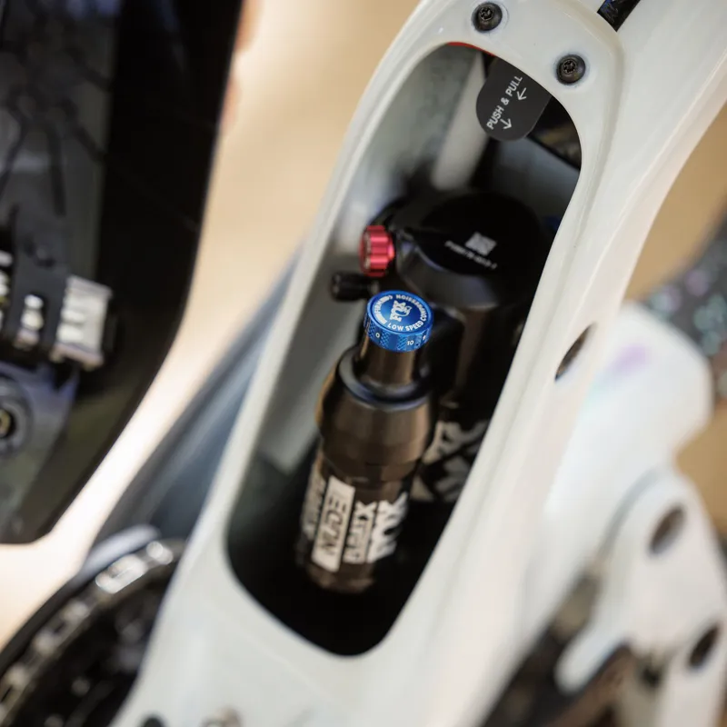 Scott Contessa Ransom 910 Women's Full Suspension Mountain Bike 2025 in White-4