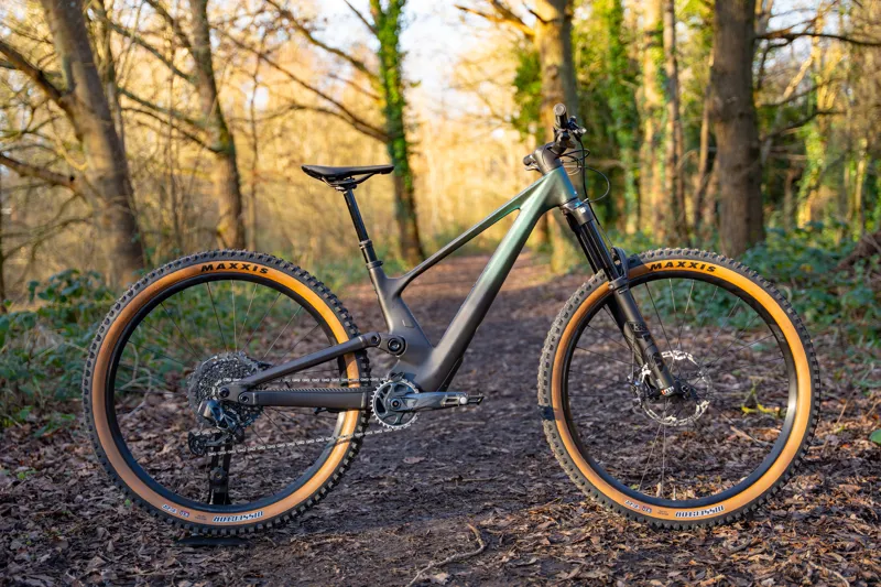 2024 GENIUS ST 910 medium 29er