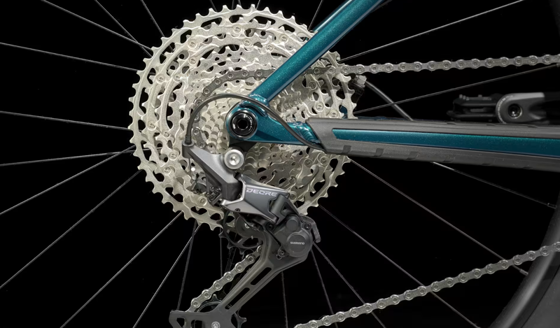 Trek Roscoe 7 Hardtail Mountain Bike 2025 in Dark Aquatic-9