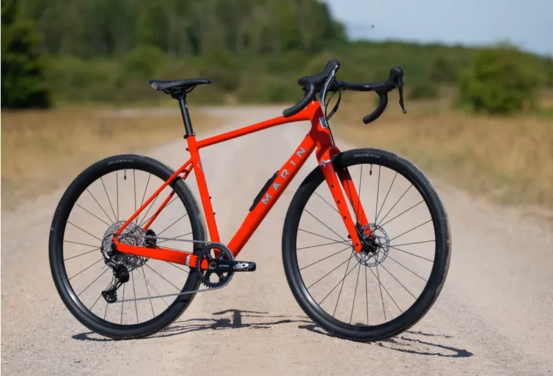 Marin Gestalt 3 700c Gravel Bike 2026 in Roarange-2