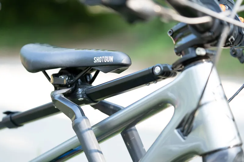 Kids Ride Shotgun Pro Seat in Black-2