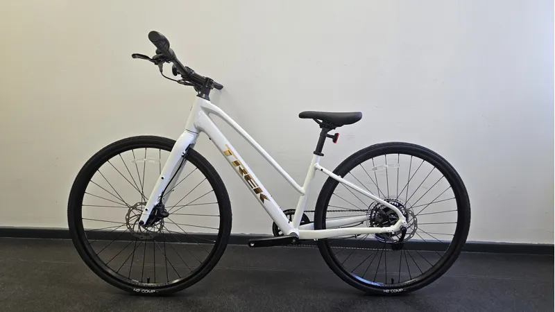 EX DISPLAY Trek FX 2 Midstep Gen 4 Hybrid Bike Small 2027 in Crystal White-6