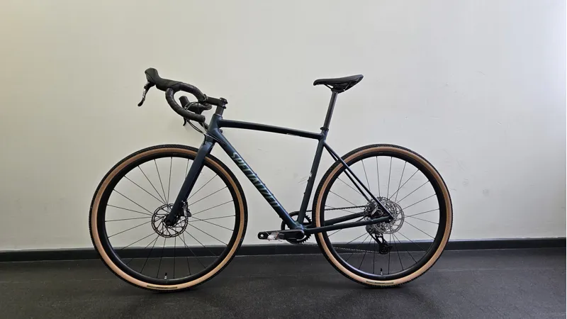 EX DISPLAY Specialized Crux DSW Comp Gravel Bike 54cm 2026 in Emerald Metallic/Fjord Metallic-1