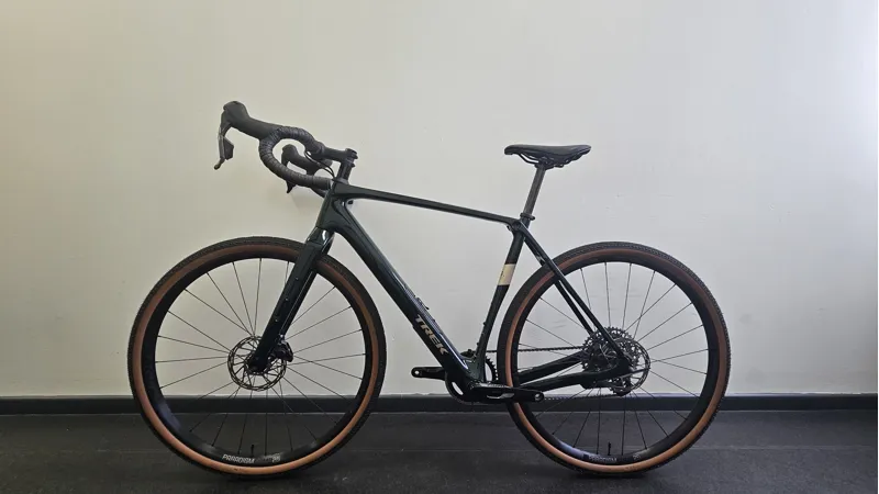 EX Display Trek Checkpoint SL 6 AXS Gen 3 Gravel Bike ML 2027 in Dark Green/Ivy Smoke Splatter-4