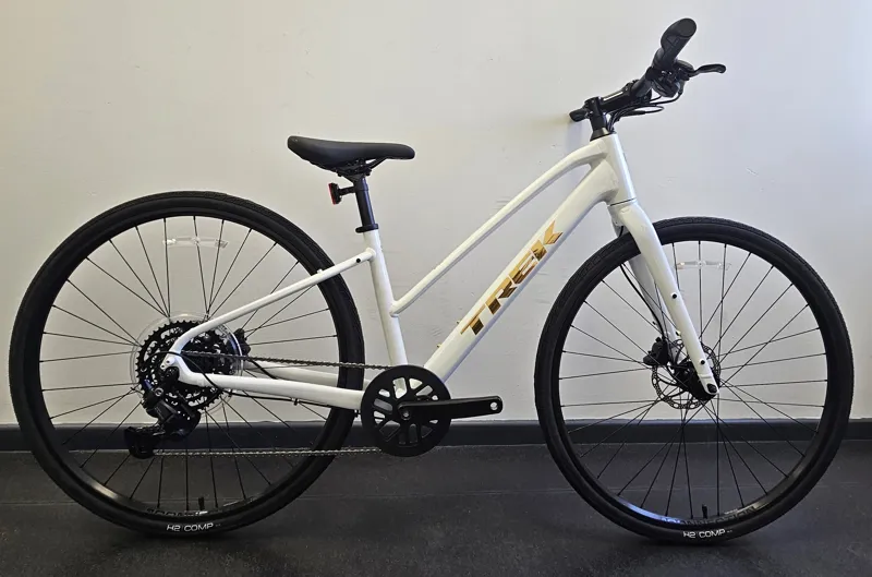 EX DISPLAY Trek FX 2 Midstep Gen 4 Hybrid Bike Small 2027 in Crystal White