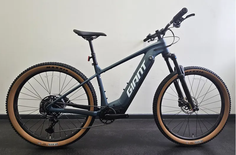 EX DISPLAY Giant Fathom E+ Electric Hardtail Mountain Bike Large 2026 in Deep Lake 
