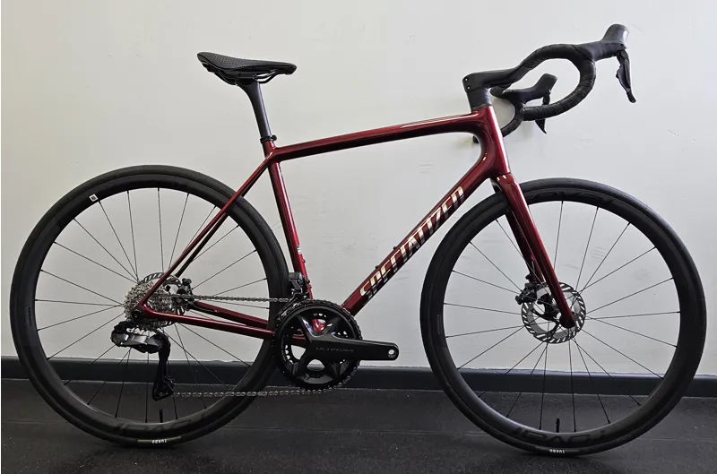 EX DEMO Specialized Aethos 2 Pro Di2 Road Bike 2026 56cm in Gloss Red Sky/Chrome