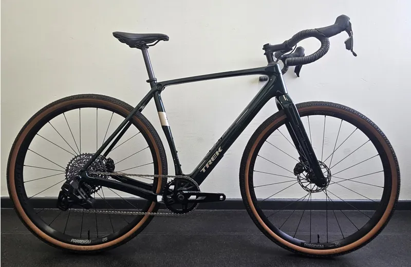 EX Display Trek Checkpoint SL 6 AXS Gen 3 Gravel Bike ML 2027 in Dark Green/Ivy Smoke Splatter