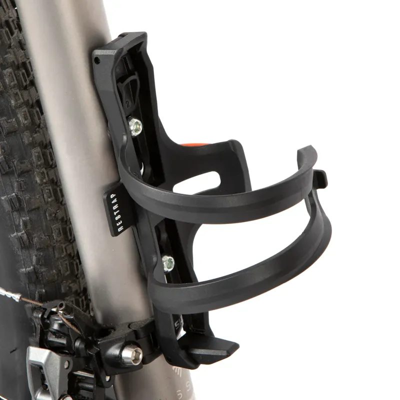 Restrap Side Release Bottle Cage in Black-4