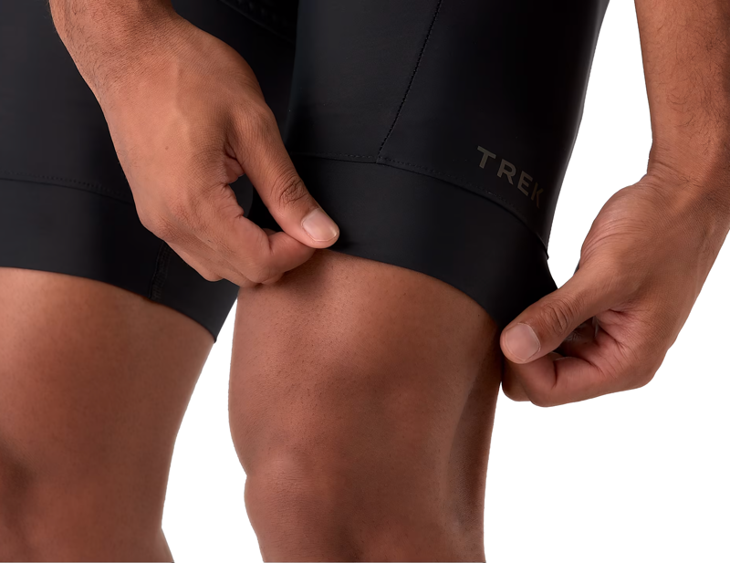 Trek Solstice Cycling Bib Shorts in Black-4