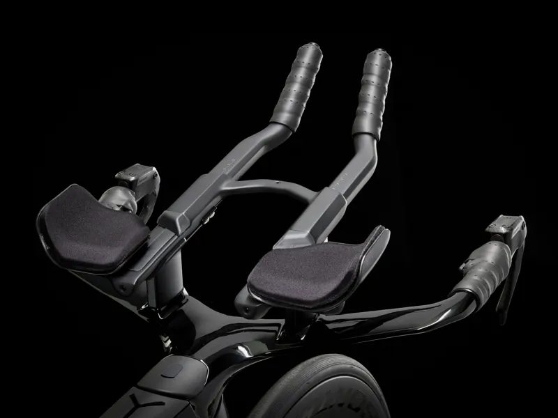 Trek Speed Concept SLR 7 AXS Time Trial/Triathlon Bike 2024 in Radioactive Coral/Trek Black-3