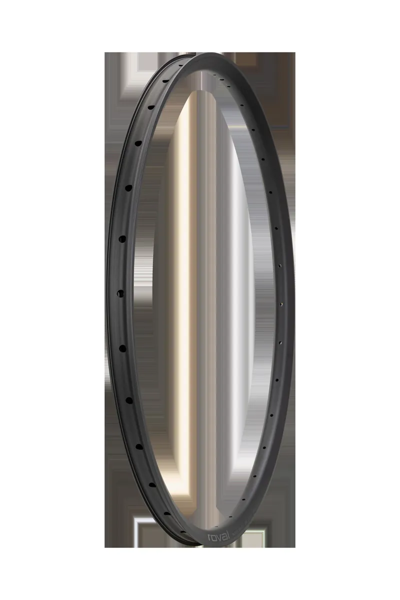 Specialized RIM MY23 TRAVERSE GRAVITY 29 FRONT ALLOY 32H 28MM INTERNAL RIM-752 - BLACK W/ CHARCOAL DCL in Black/Black
