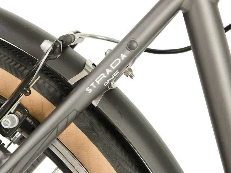 Raleigh Strada Hybrid Bike 2024 in Grey-6