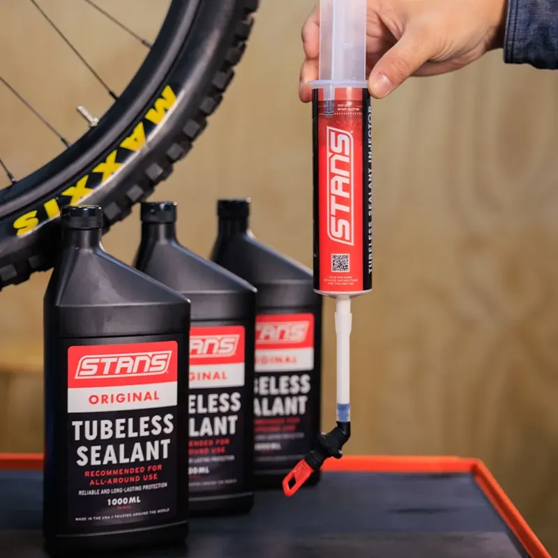 Stans NoTubes Tyre Sealant Injector-4