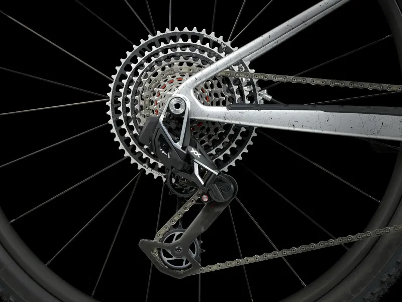 Trek Supercaliber SLR 9.9 XX AXS Full Suspension Mountain Bike 2024 in Argent Drizzle-4