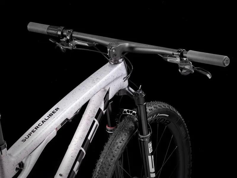 Trek Supercaliber SLR 9.9 XX AXS Gen 2 Full Suspension Mountain Bike 2025 in Argent Drizzle-2