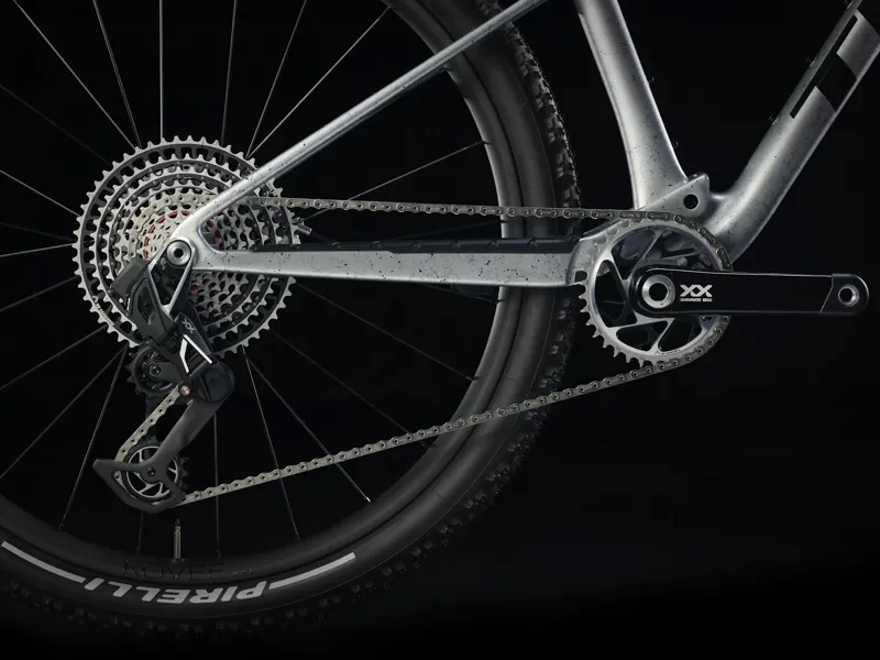 Trek Supercaliber SLR 9.9 XX AXS Gen 2 Full Suspension Mountain Bike 2025 in Argent Drizzle-5