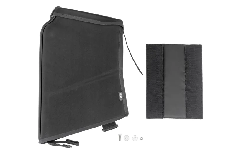 Tern Carryall Trunk In Black-2