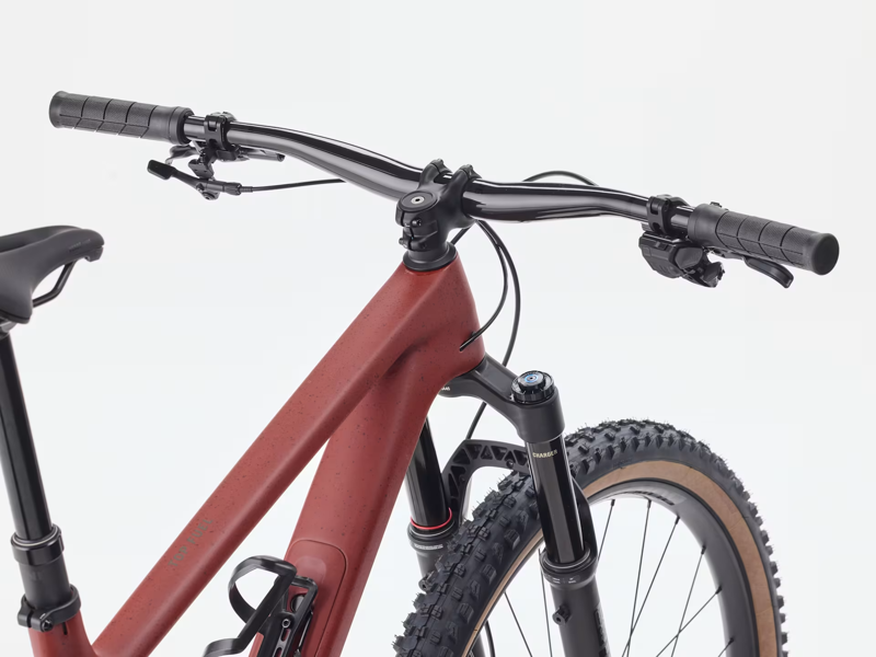 Trek Top Fuel 9.8 XT Di2 Gen 4 Full Suspension Mountain Bike 2026 in Matte Sedona Red/Pennyflake-3